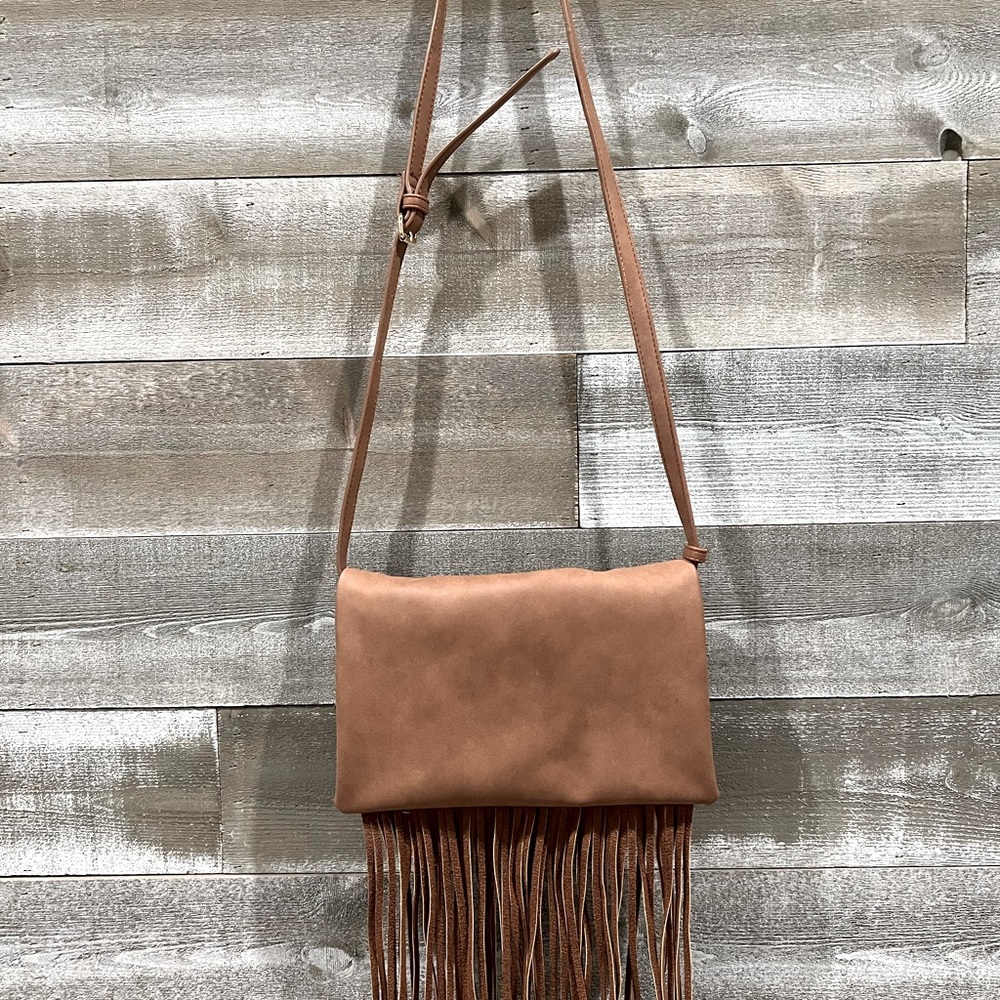 Mercantile boutique find… fringe purse!